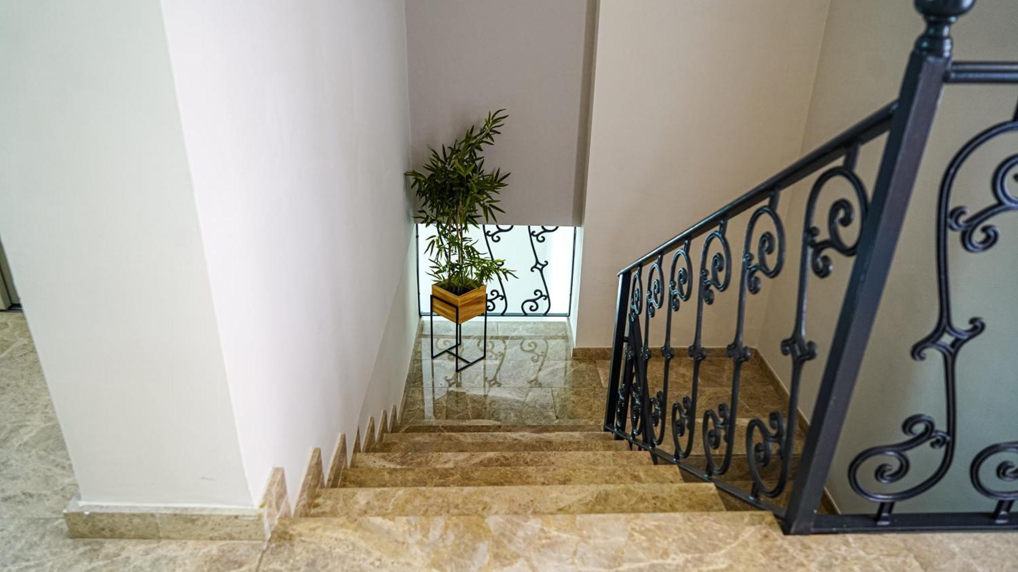 Apartamentos Puente Romano Suites Merida Bagian luar foto