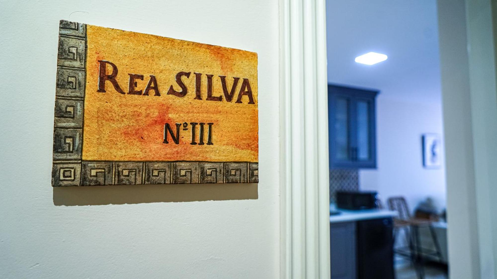 Apartamentos Puente Romano Suites Merida Bagian luar foto
